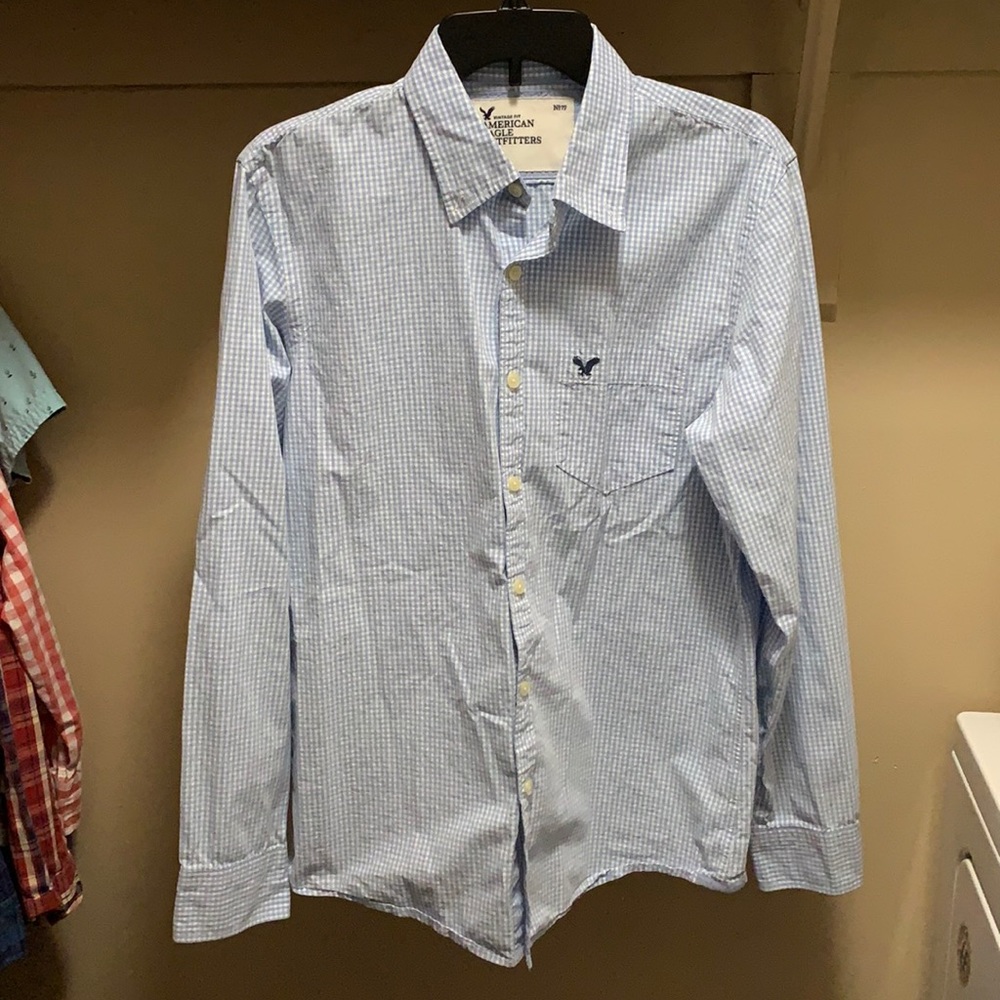 2 American Eagle Button downs